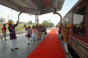 "All aboard" the Maharaja Express (photo courtesy of SITA)
