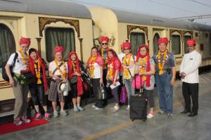 Just like Maharajas, getting ready to board the Palace on Wheels (photo courtesy of SITA)