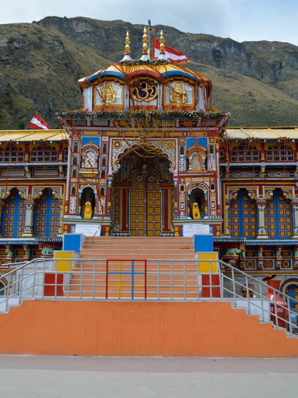 Badrinath_Temple_-_OCT_2014 photo courtesy wikimedia