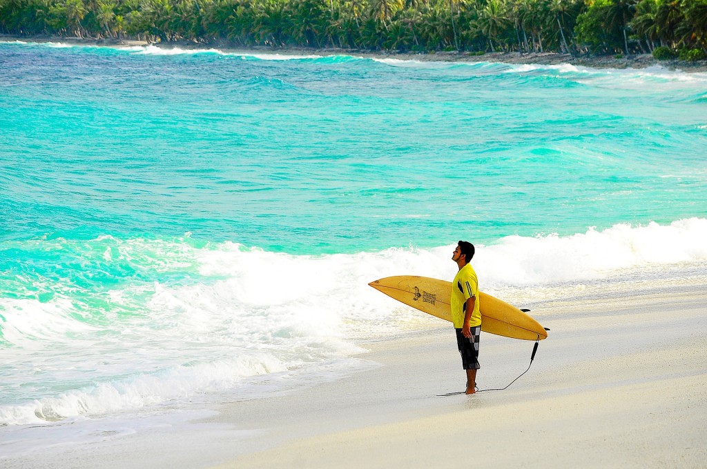 maldives paddle boarding