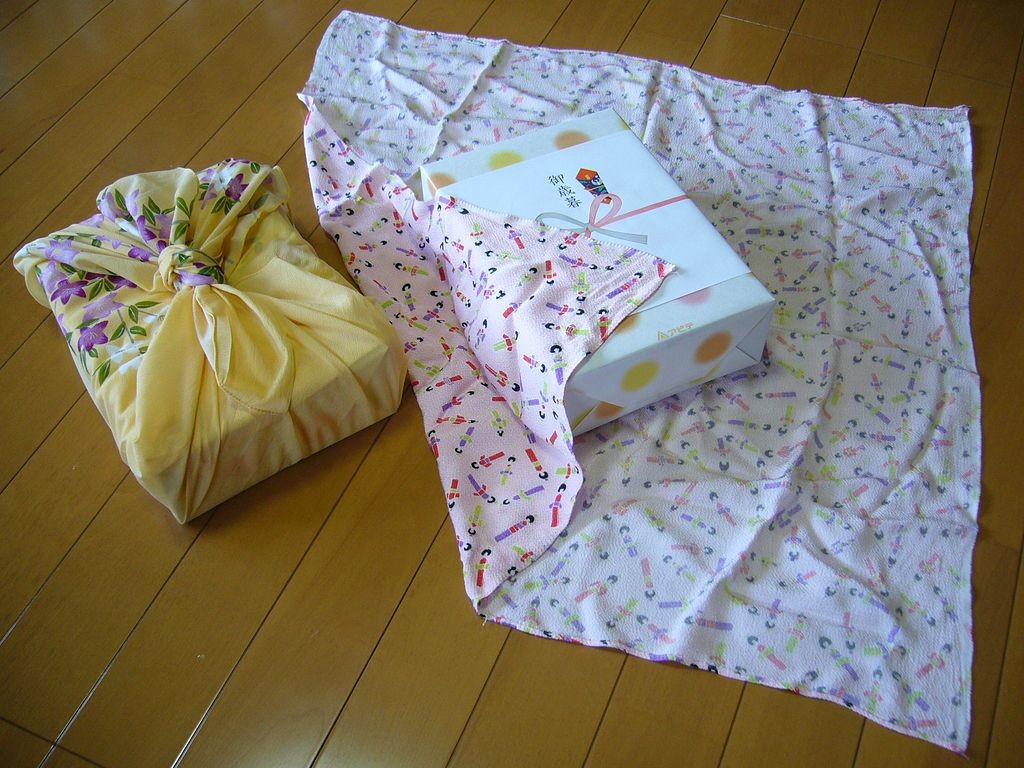 Traditional_Japanese_wrapping_cloth,huroshiki,katori-city,japan