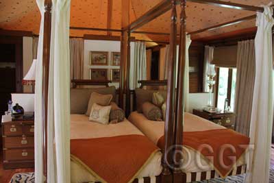 Travel to India - Luxury India Itinerary Oberoi Vanyavilas, Luxury Tent Interior, Ranthambore, Rajasthan, India